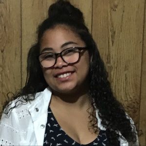 Meet your Posher, Kenzie